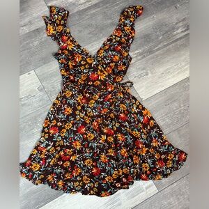 Band of the free XS dress NWT floral flutter sleeve